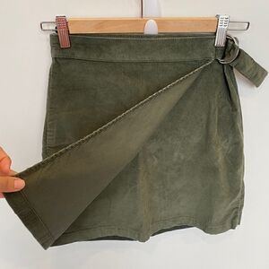 NWT Hollister Ultra High Rise Corduroy Mini Skirt